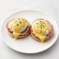 Eggs Benedict